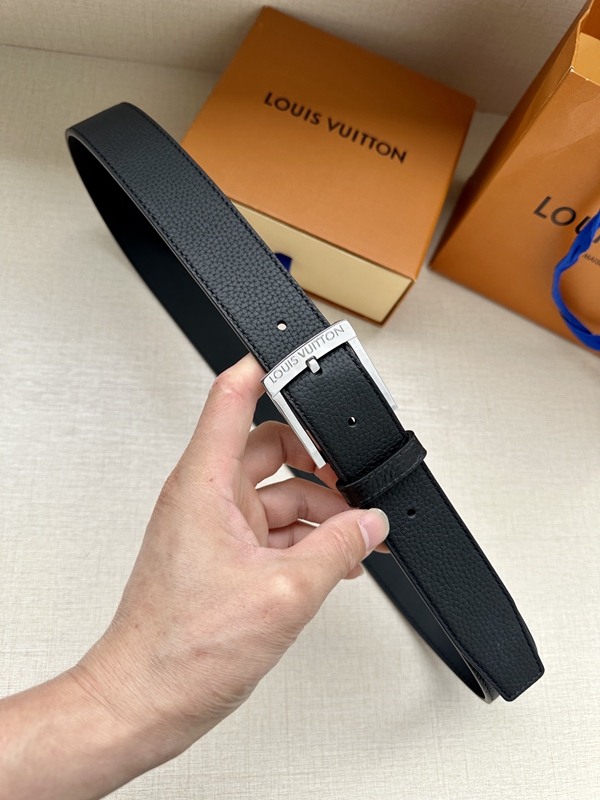 激安ルイヴィトンベルト正面デザイン